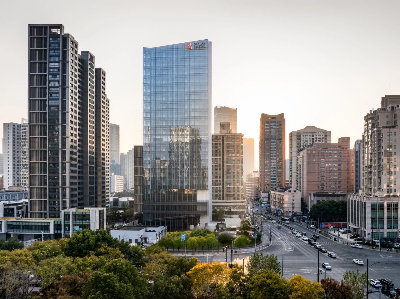 新弘大厦外观全景